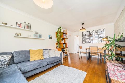 3 bedroom flat for sale, Harewood Road, London SW19