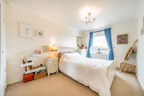 3 bedroom flat for sale, Harewood Road, London SW19