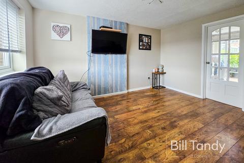 undefined, Yew Tree Avenue, Lichfield, WS14