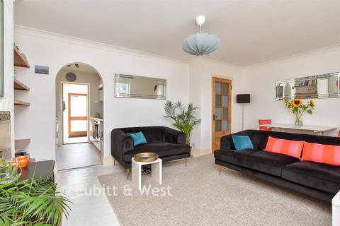 2 bedroom terraced house for sale, Sunny Close, Worthing BN12