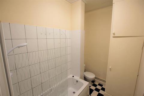 Studio to rent, Daneshill Road, Leicester, LE3
