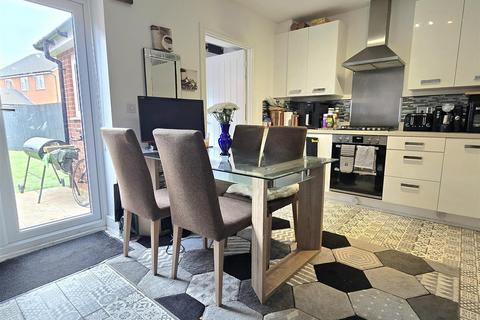 4 bedroom semi-detached house for sale, Packington Road, Hilton, Derby