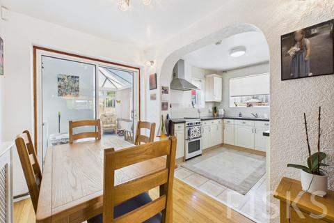 3 bedroom semi-detached house for sale, High Beeches, Benfleet, SS7
