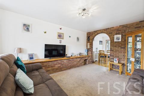 3 bedroom semi-detached house for sale, High Beeches, Benfleet, SS7