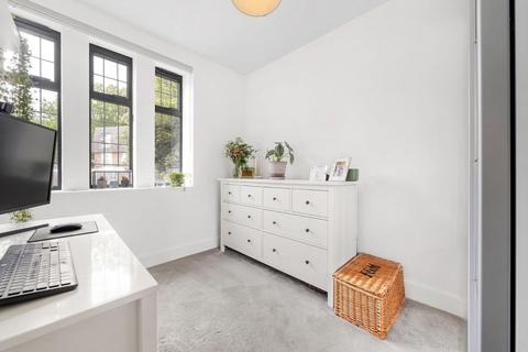 181a Abbeville Road, London, SW4 9JH