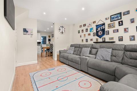 3 bedroom terraced house for sale, Pinewood Park, Hampshire GU14