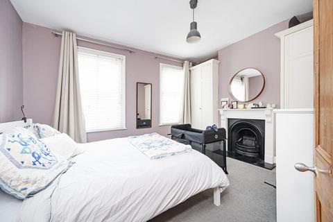 9 Bradstock Road, London, E9 5BH