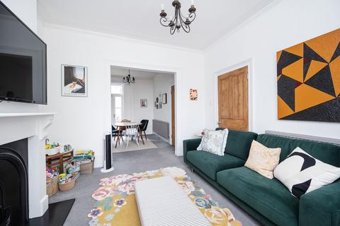 9 Bradstock Road, London, E9 5BH