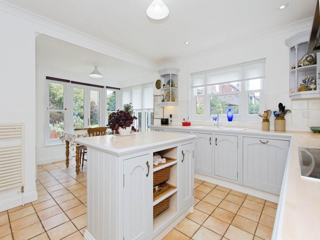 Kitchen diner