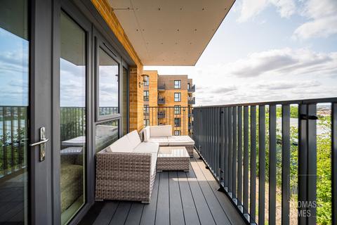 2 bedroom flat for sale, Rowland Road, London, N17