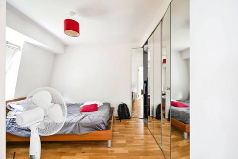 1 bedroom flat for sale, Nevern Square, Earls Court, London, SW5