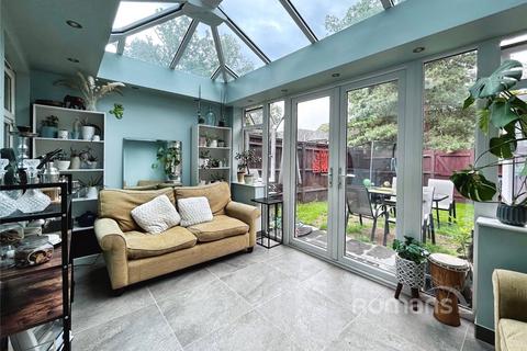 4 bedroom terraced house for sale, Chestnut Tree Grove, Farnborough, Hampshire