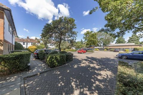 undefined, Marksbury Avenue, Kew TW9