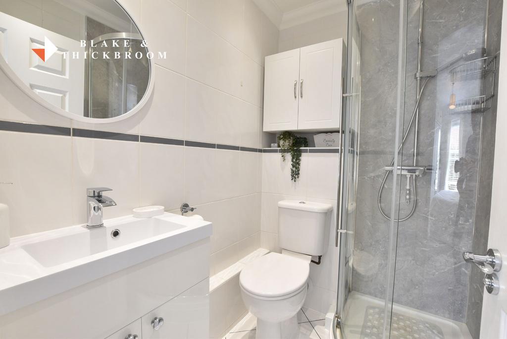 En suite shower room