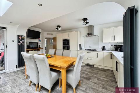 55 Foryd Road, Kinmel Bay, Rhyl, LL18 5BB