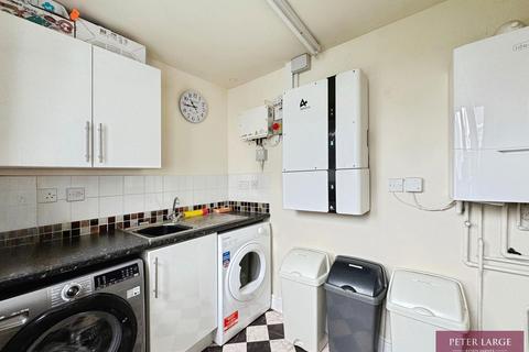 55 Foryd Road, Kinmel Bay, Rhyl, LL18 5BB