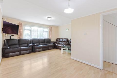 3 bedroom maisonette for sale, Hurstwood Court, Woodhouse Road