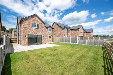 4 bedroom detached house for sale, Breidden View, Llansantffraid-Ym-Mechain
