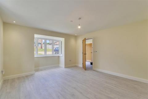 4 bedroom detached house for sale, Breidden View, Llansantffraid-Ym-Mechain