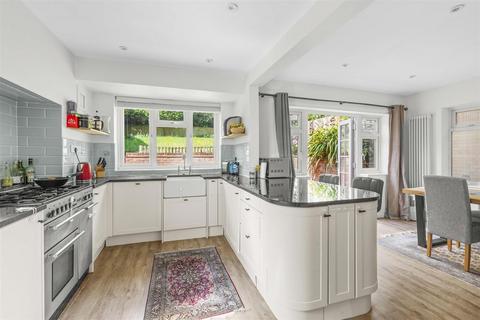 undefined, Shelley Road, High Wycombe HP11