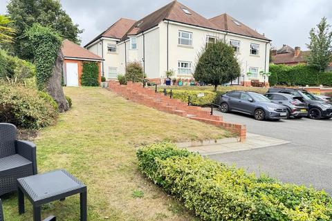 2 bedroom apartment for sale, Hockley Road, Rayleigh