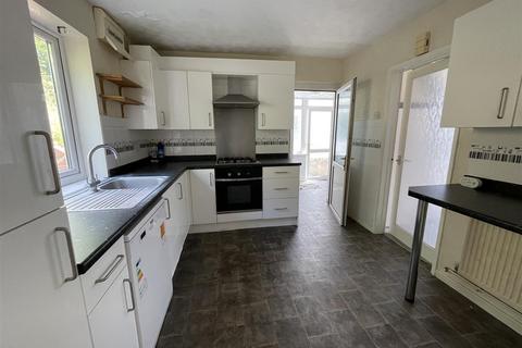 26 Brynyfelin, Llanelli, SA14 8HS