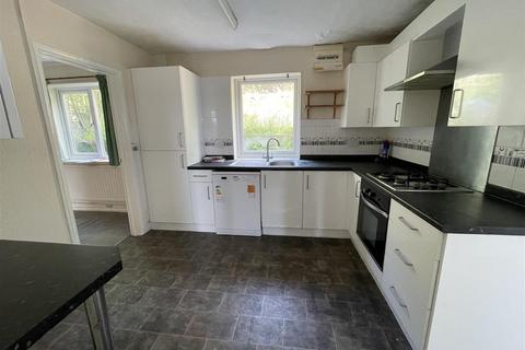 26 Brynyfelin, Llanelli, SA14 8HS