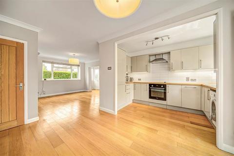 2 bedroom flat for sale, Dorville Road, London SE12