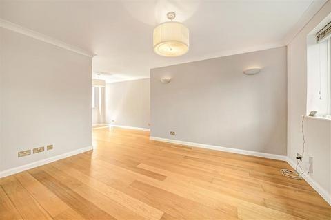 2 bedroom flat for sale, Dorville Road, London SE12