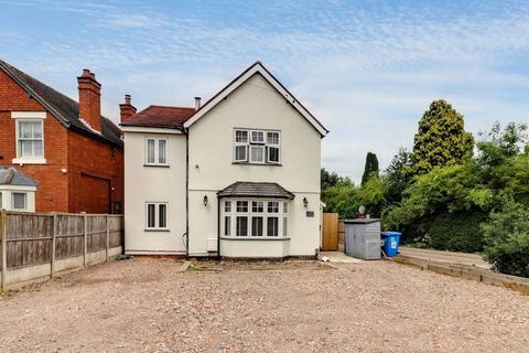 4 bedroom detached house for sale, New Road, Rugeley WS15
