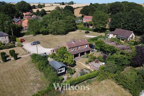 3 bedroom detached house for sale, Church Walk, Skendleby, Spilsby