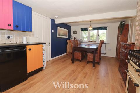 3 bedroom detached house for sale, Church Walk, Skendleby, Spilsby