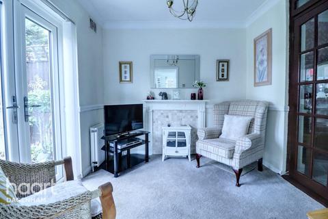3 bedroom semi-detached house for sale, Cambeys Road, Dagenham