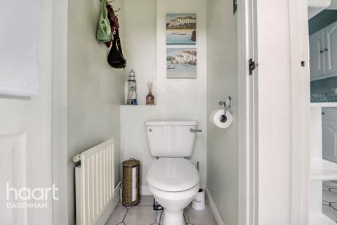3 bedroom semi-detached house for sale, Cambeys Road, Dagenham