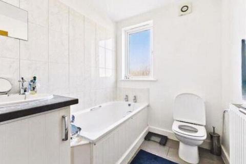 undefined, North Lane, Aldershot, GU12