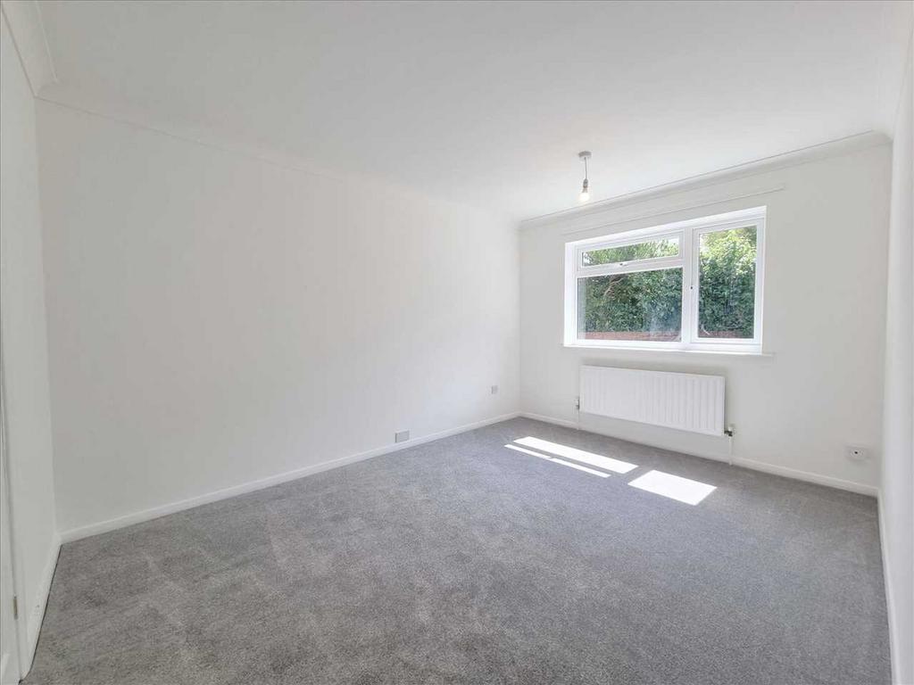 Bedroom 1: