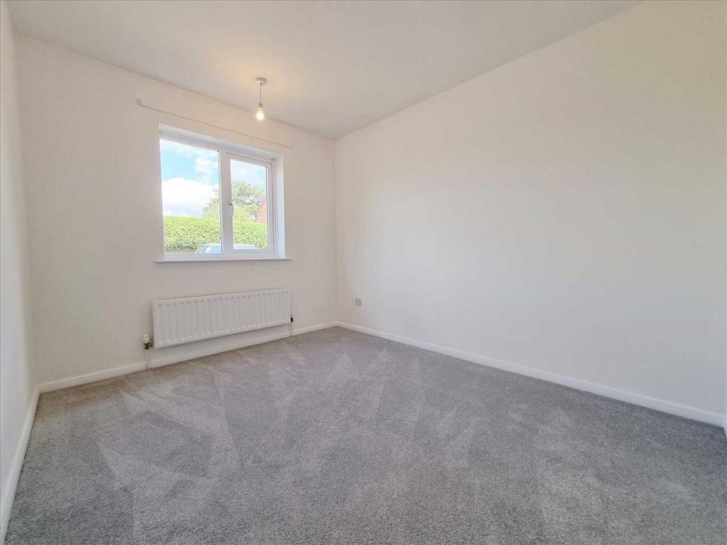 Bedroom 2:
