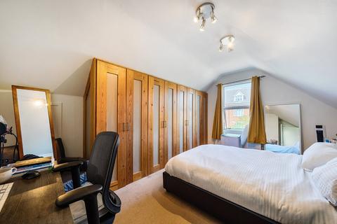 2 bedroom flat for sale, Worple Road, Wimbledon, London, SW19