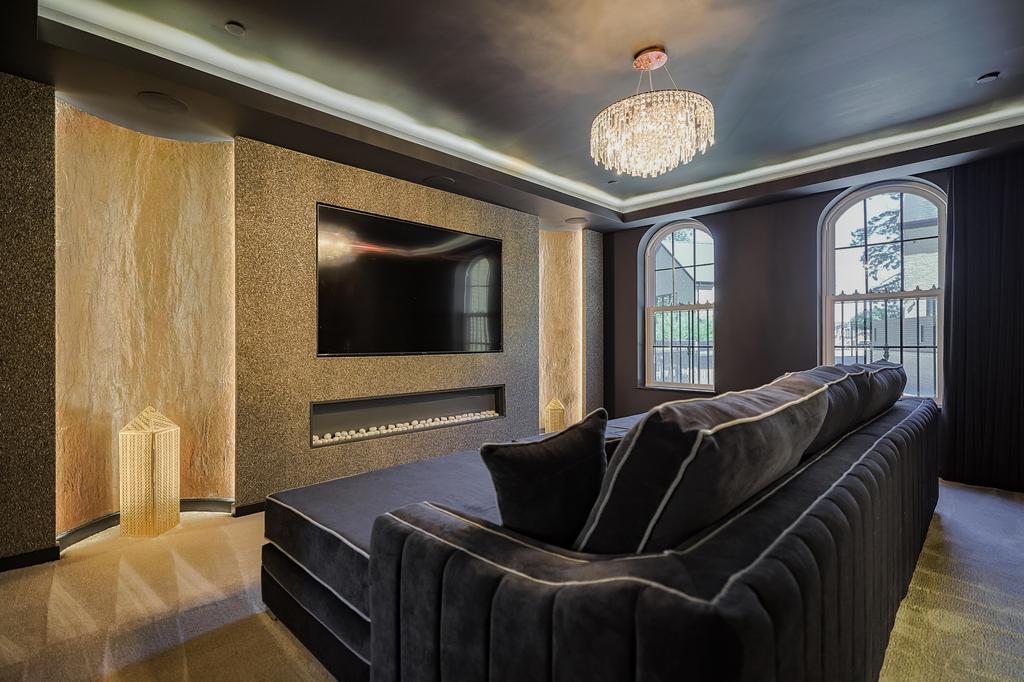 2 Redwood Court - Web (8 of 41).jpg