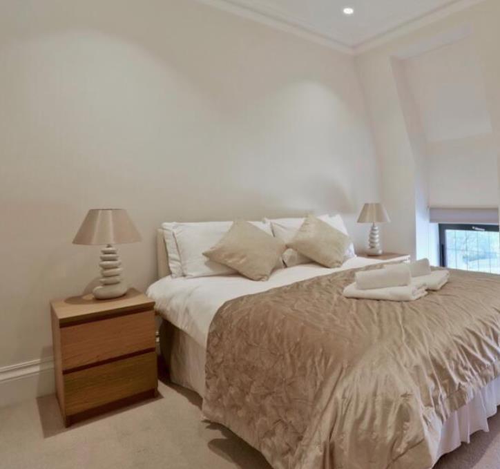 Bedroom 2.png