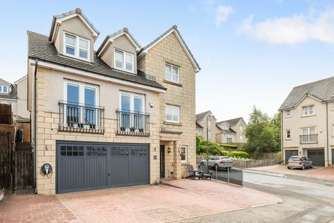 33 Academy Place, Bathgate, EH48 1AS