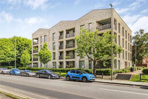 Aldenham Court, Edgware HA8