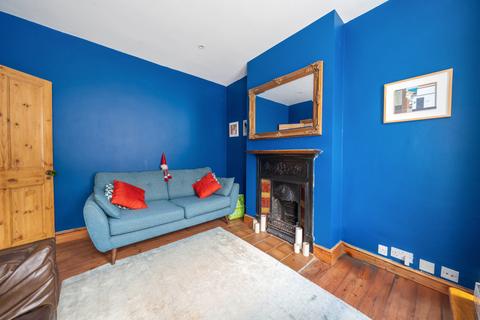 76 Wooler Street, London, SE17 2EF