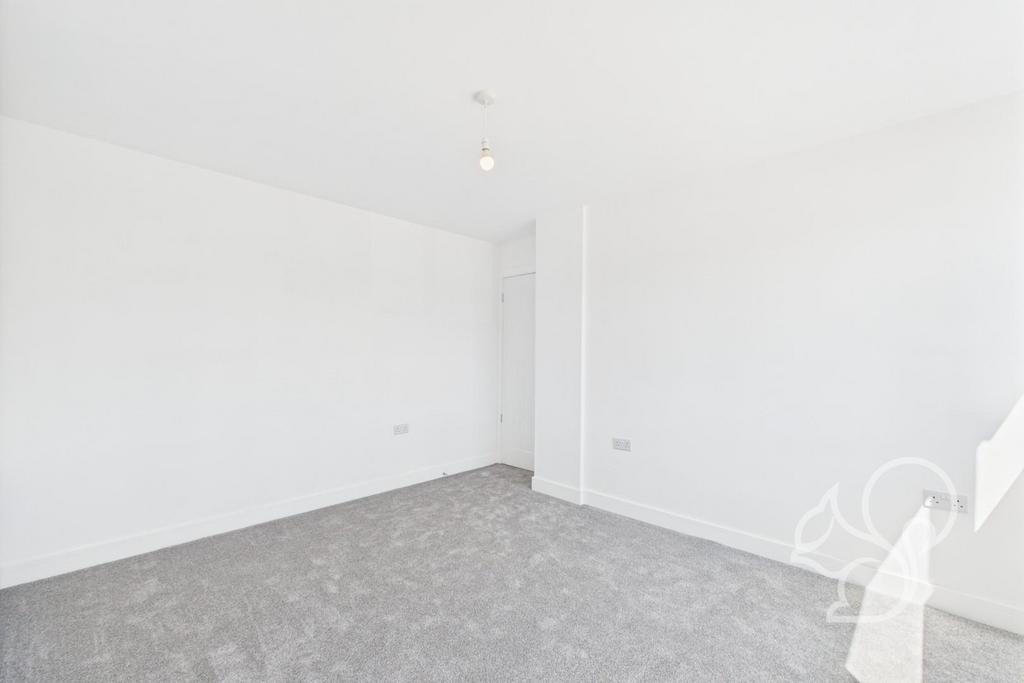 CAM01659 G0-PR0512-STILL021.jpg