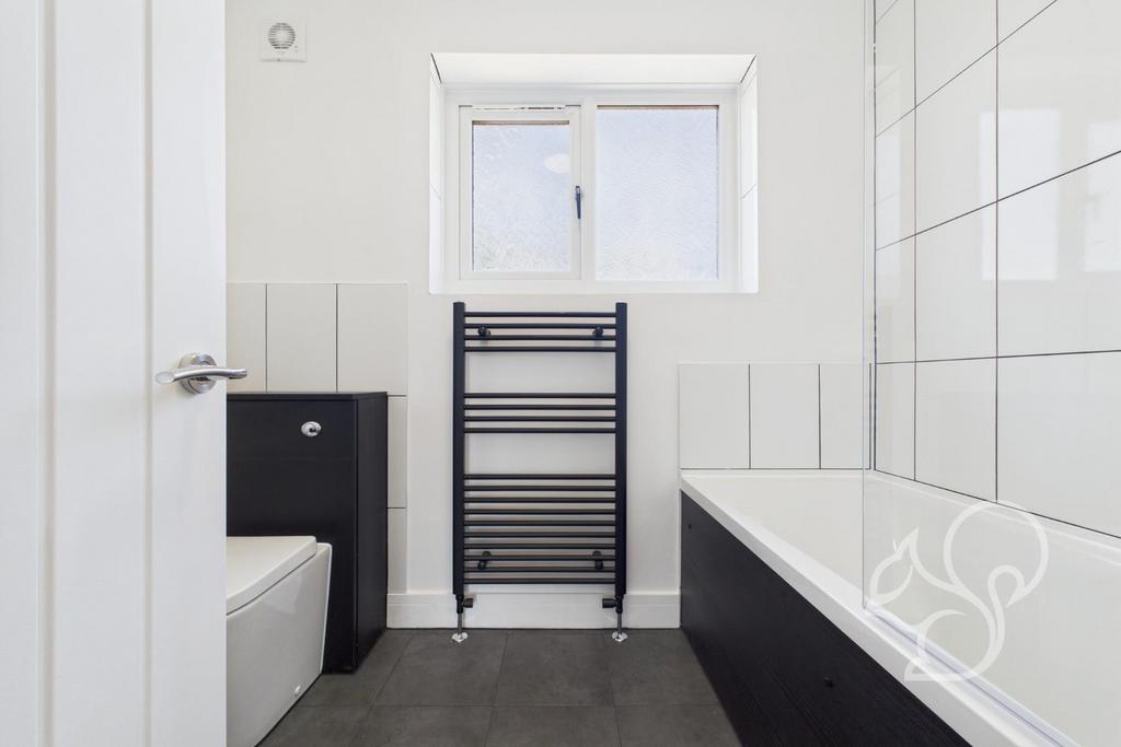 CAM01659 G0-PR0512-STILL024.jpg