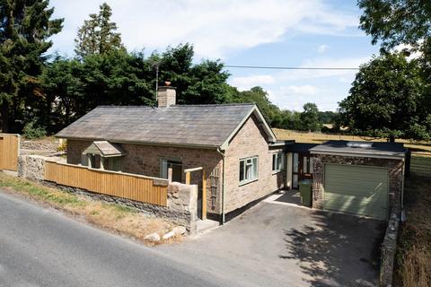 2 bedroom detached house for sale, Lyonshall HR5