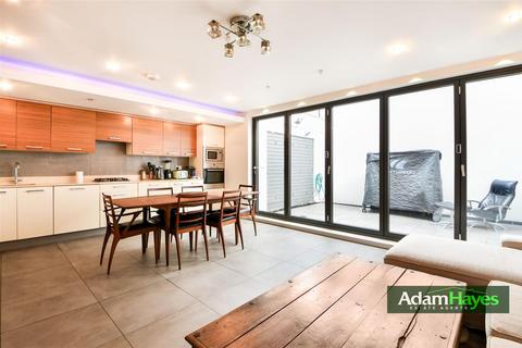 undefined, Brompton Mews, London N12