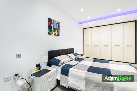 undefined, Brompton Mews, London N12