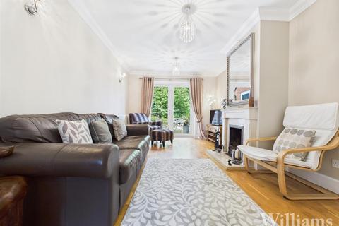 4 bedroom detached house for sale, Rickyard Close, Aylesbury HP22