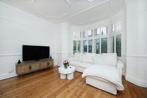 undefined, Boileau Road, W5